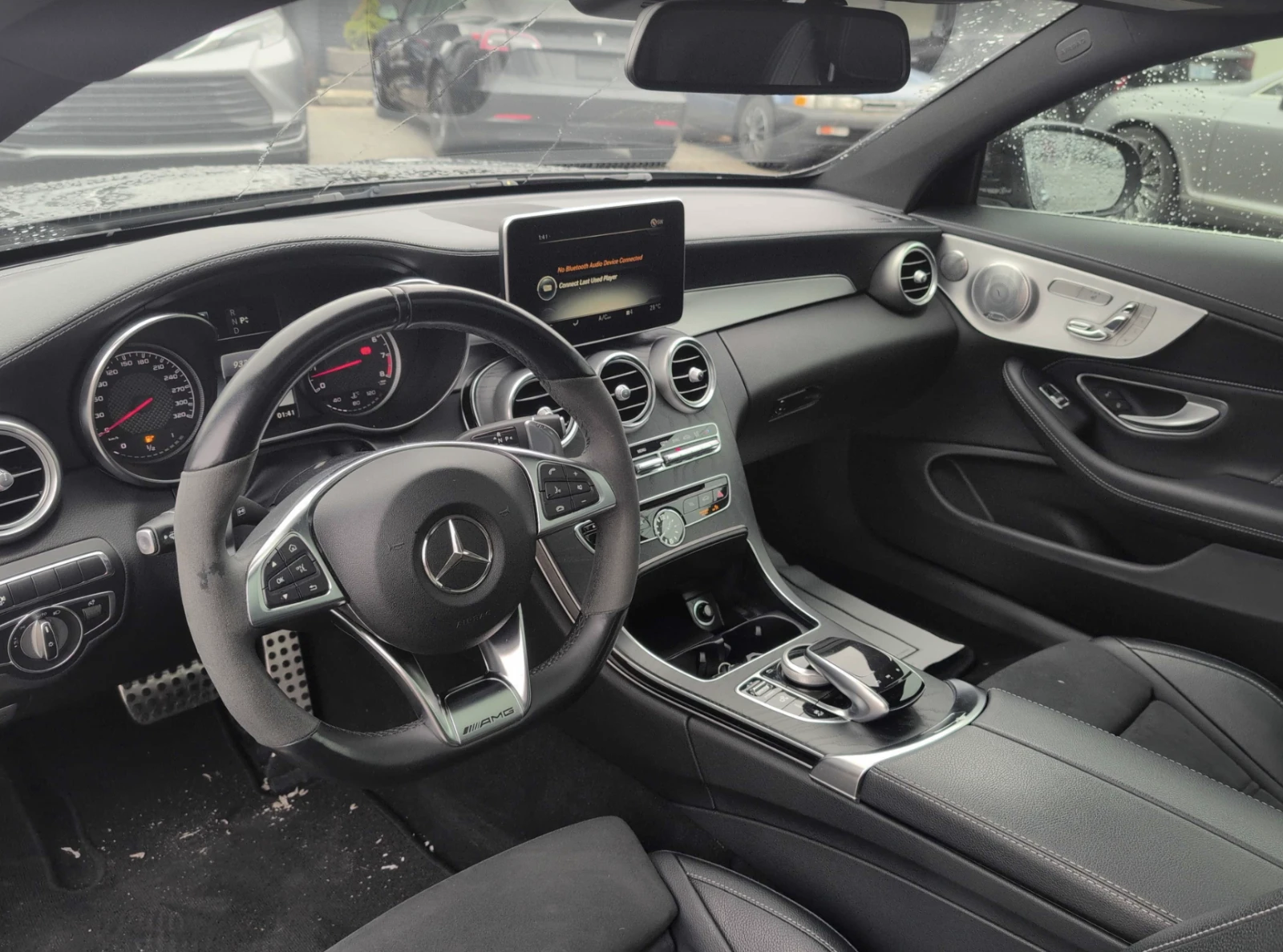 Mercedes-Benz C 63 AMG CARFAX* Подгрев* Обдухване* Кейлес* Blind Spot* , снимка 10 - Автомобили и джипове - 54001224