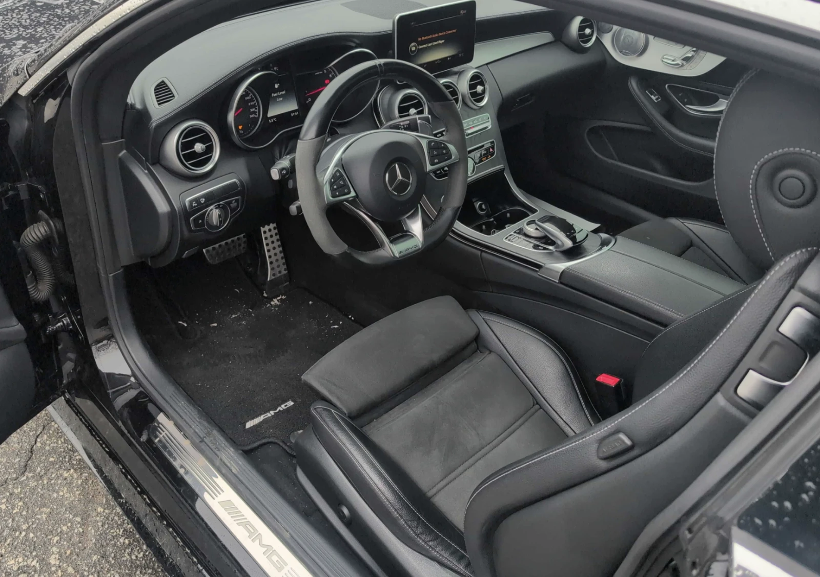 Mercedes-Benz C 63 AMG CARFAX* Подгрев* Обдухване* Кейлес* Blind Spot* , снимка 8 - Автомобили и джипове - 54001224