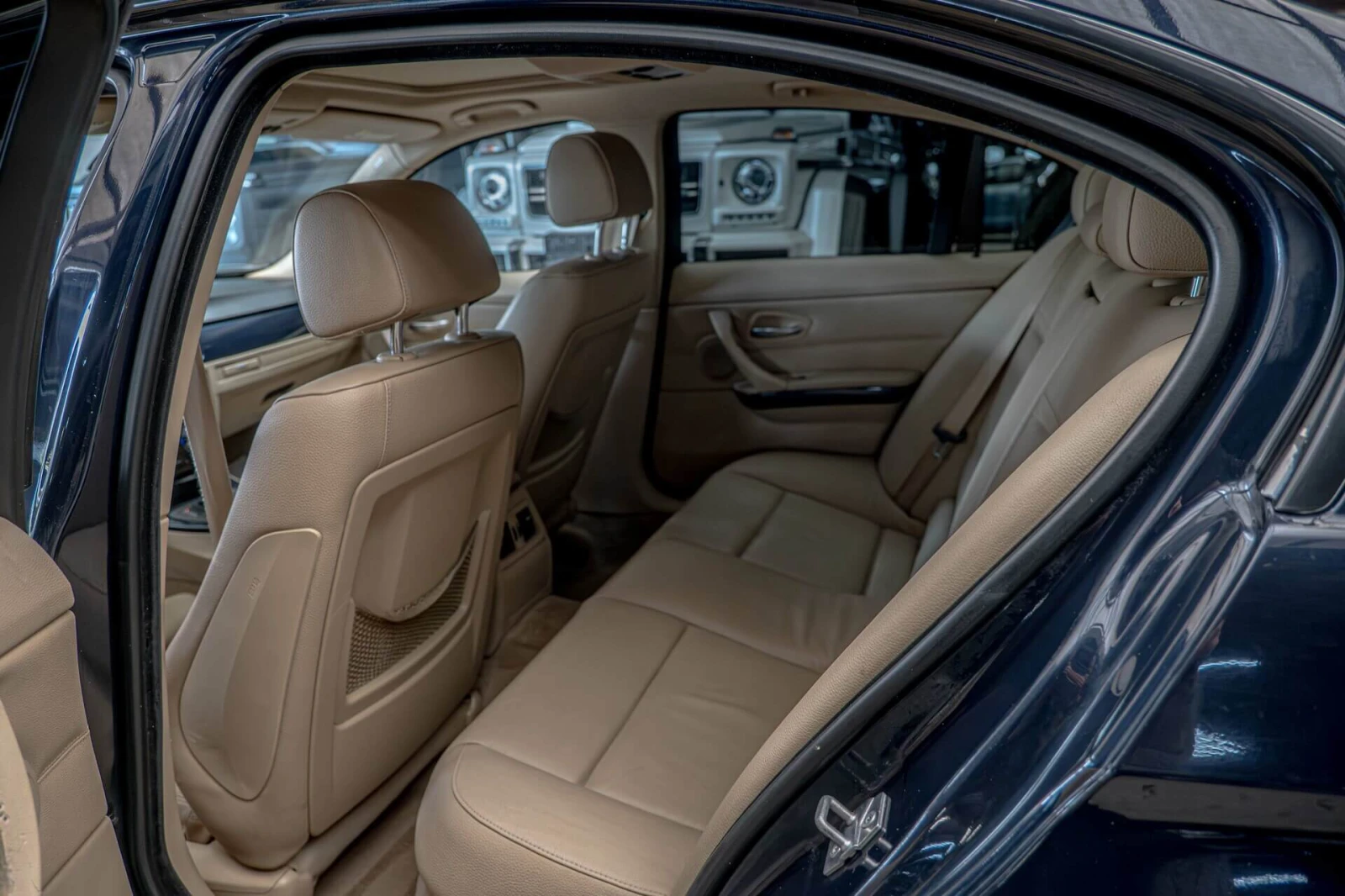 BMW 335 iX/Подгрев/Xenon/USB/CCBF/Light Package/F1, снимка 8 - Автомобили и джипове - 54064020