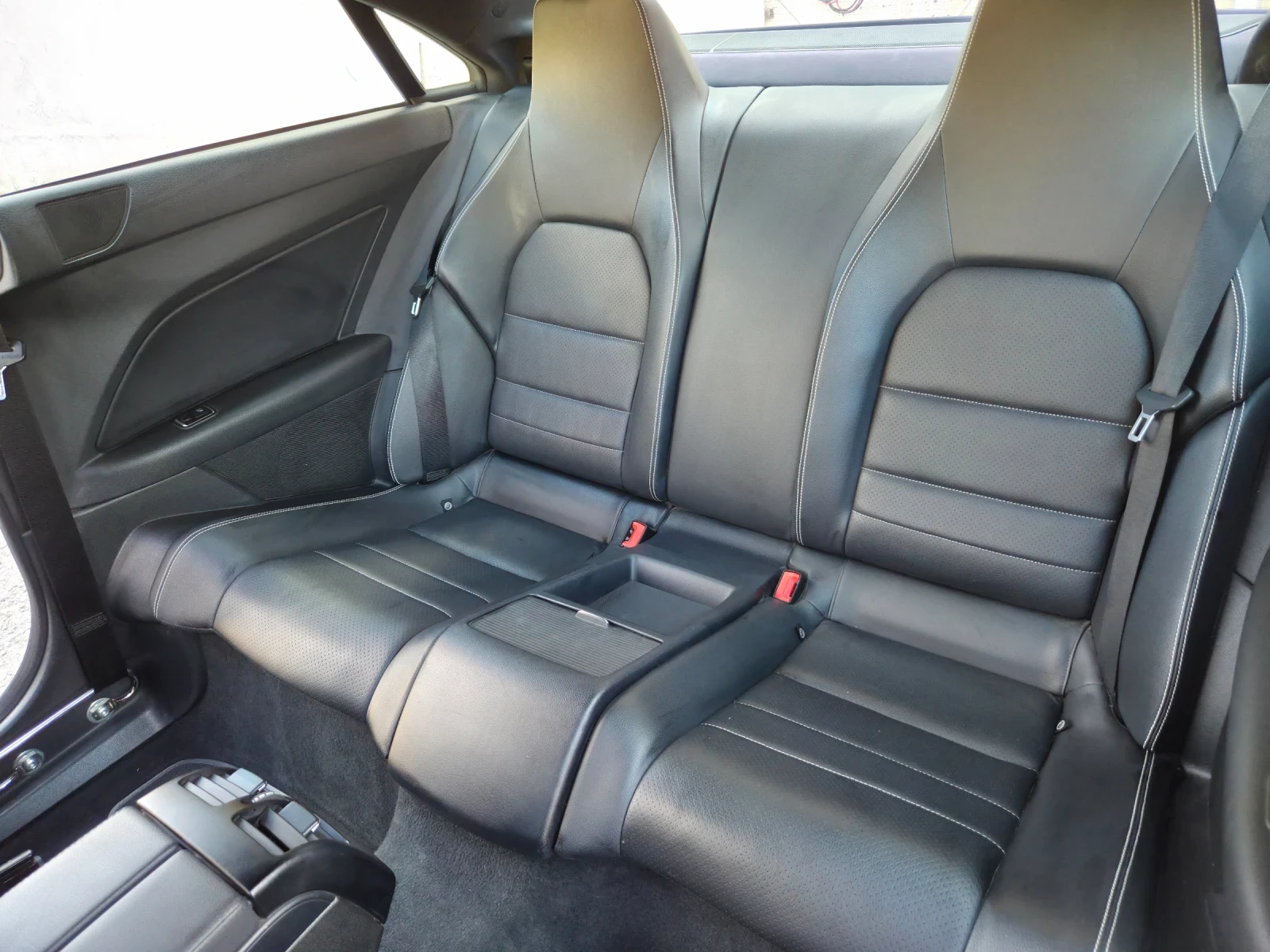Mercedes-Benz E 350 d AMG pack 113 000km !!!, снимка 11 - Автомобили и джипове - 54582900