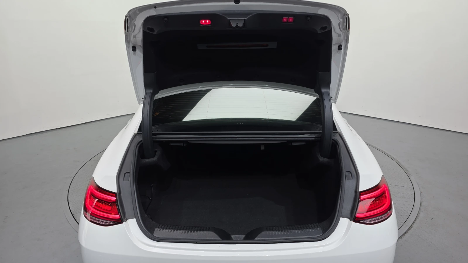 Mercedes-Benz CLS 300 AMG PACK | BURMESTER | 360| HUD| ��������� | Mobile.bg � ����������� 17
