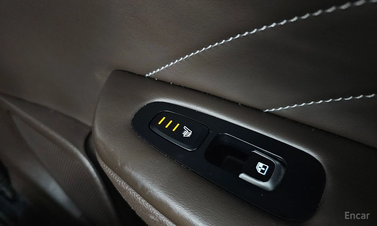 Kia Stinger 2.5* AWD* ОБДУХВАНЕ* ХЕДЪП* КАМЕРА* КЕЙЛЕС* , снимка 15 - Автомобили и джипове - 55031448