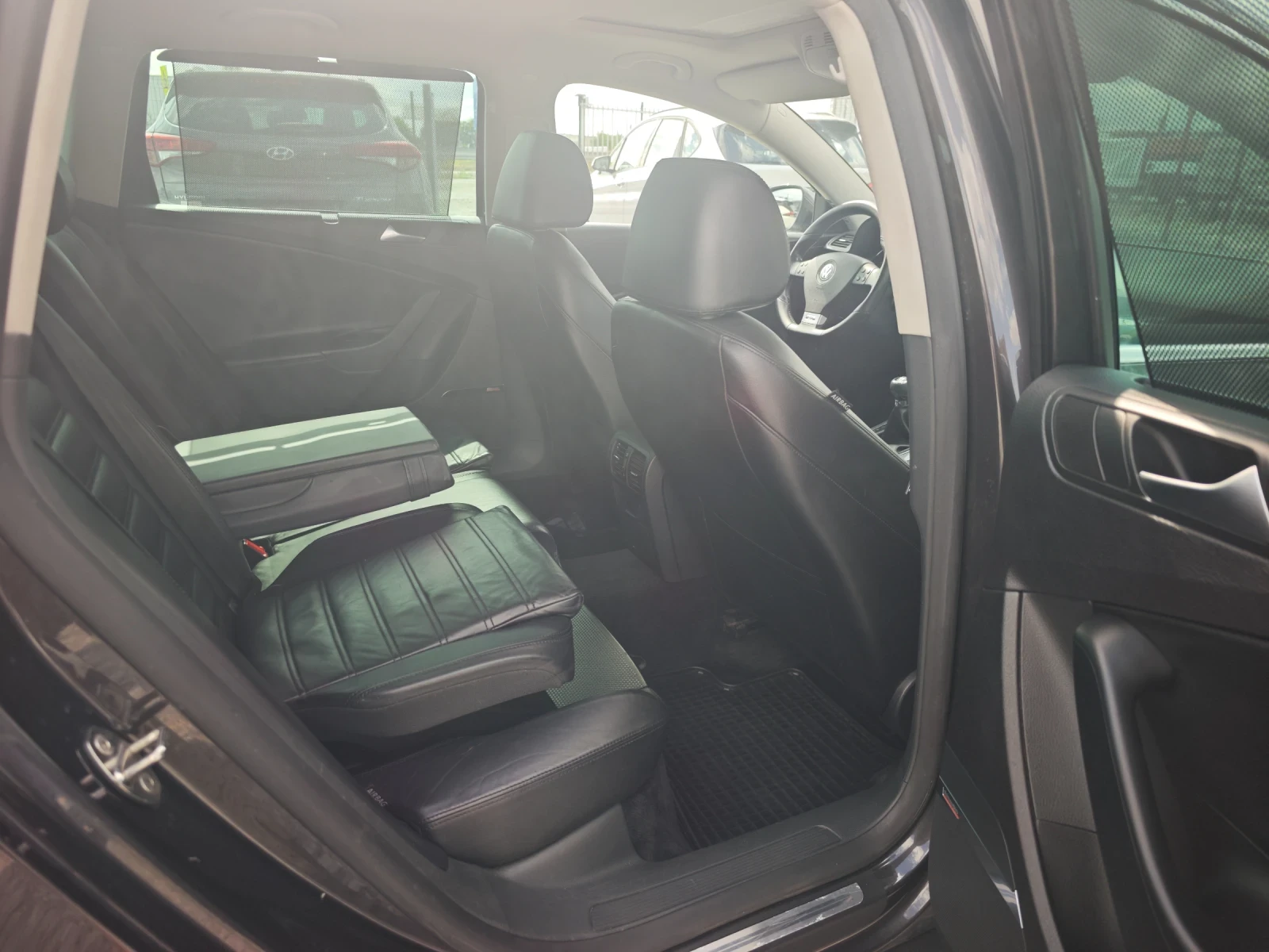 VW Passat 2.0TDI 4x4 fR, снимка 15 - Автомобили и джипове - 55411383