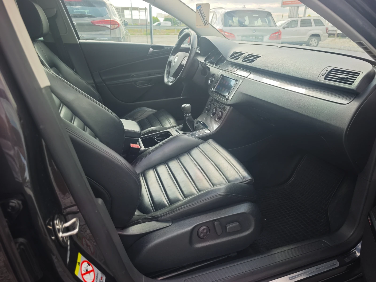 VW Passat 2.0TDI 4x4 fR, снимка 14 - Автомобили и джипове - 55411383