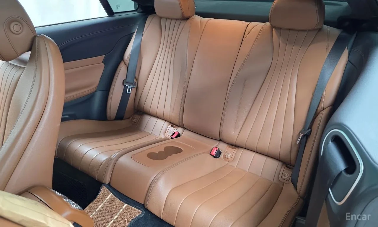 Mercedes-Benz E 220 АМГ ПАКЕТ/E220d Coupe/ДИСТРОНИК/ХЕДЪП/ВЪЗДУШНО/, снимка 11 - Автомобили и джипове - 55832881