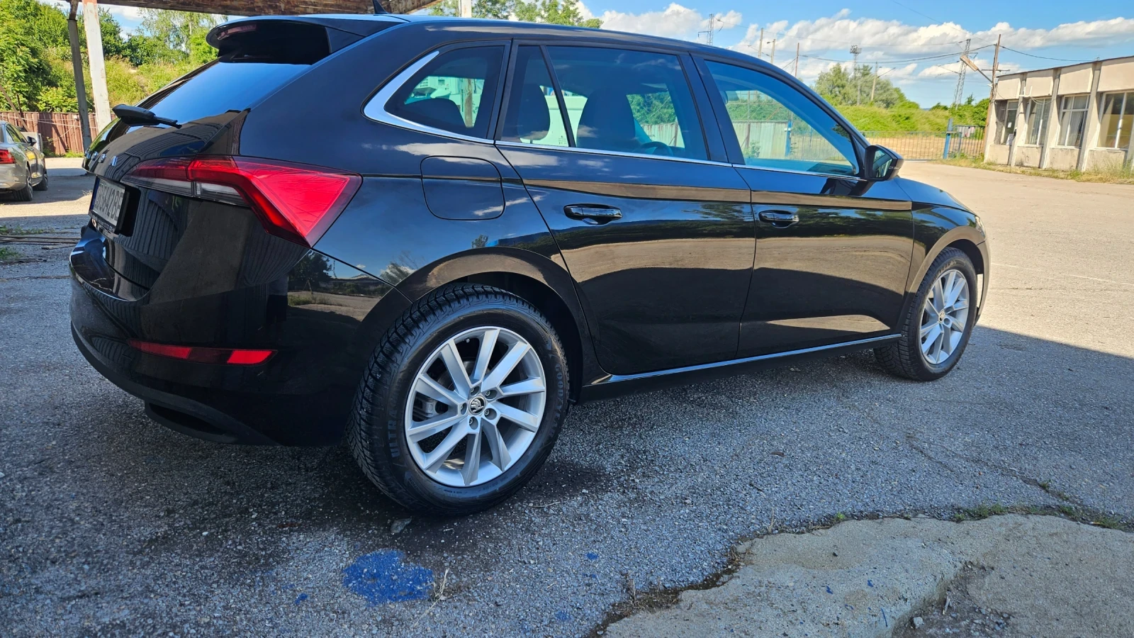 Skoda Scala FULL LED KEYLESS CARPLAY 63000 КМ., снимка 6 - Автомобили и джипове - 55995098