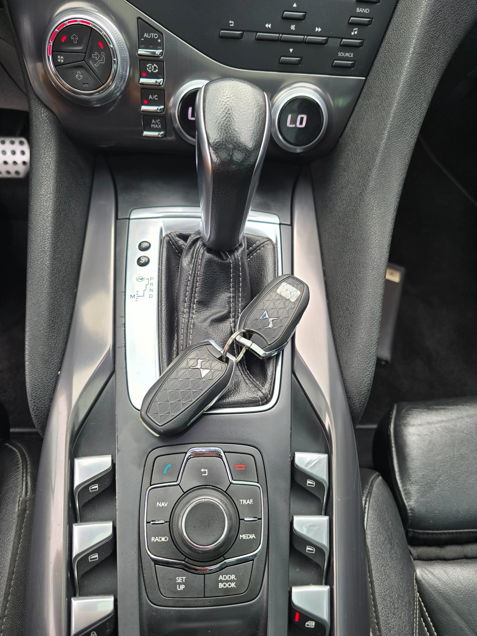 Citroen DS5 2.0HDI 180к.с. HUD Подгрев , снимка 9 - Автомобили и джипове - 56060162