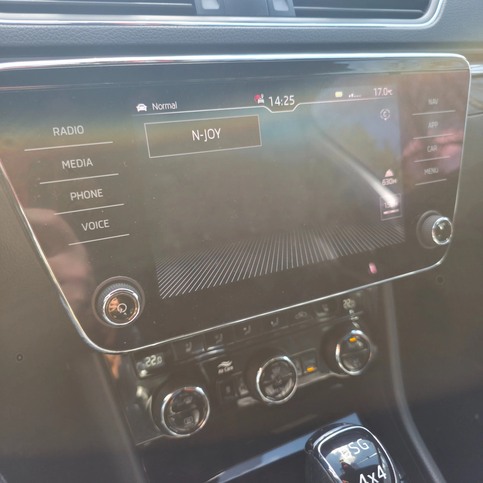 Skoda Superb III, снимка 13 - Автомобили и джипове - 56297976