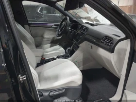 VW Tiguan SE R-LINE BLACK - 44000 лв. - 98799788 | Car24.bg