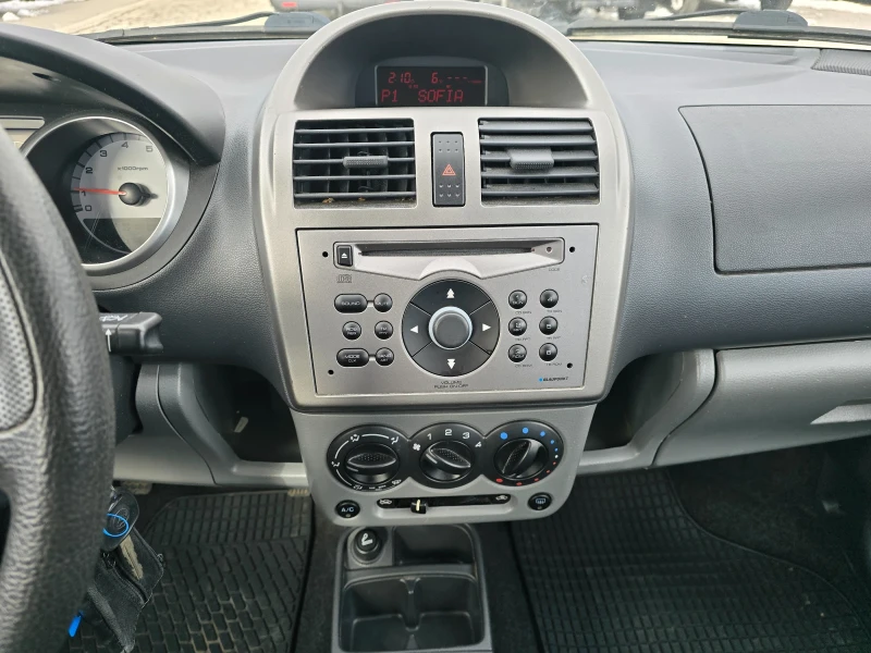 Suzuki Ignis 1.3i 90кс 4x4 ЕВРО 4 165000км. , снимка 15 - Автомобили и джипове - 49164746