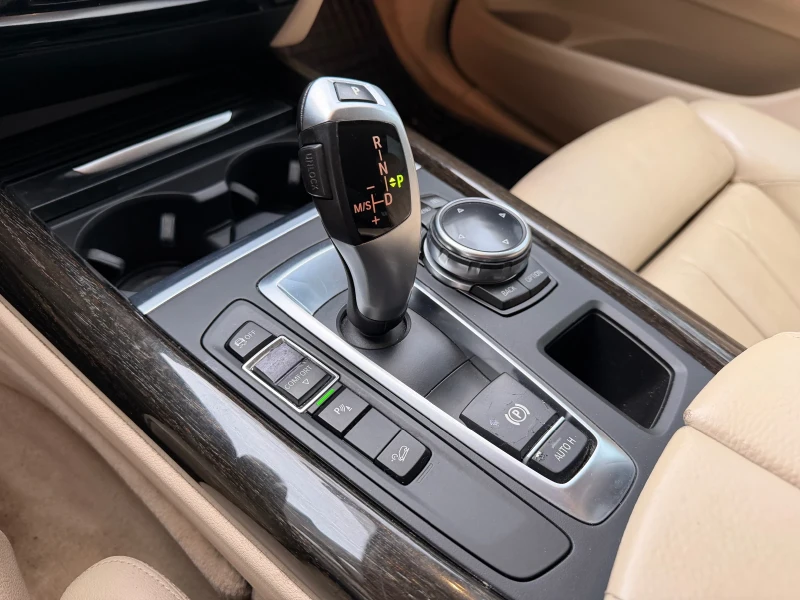 BMW X5 3.0d, снимка 14 - Автомобили и джипове - 53357851