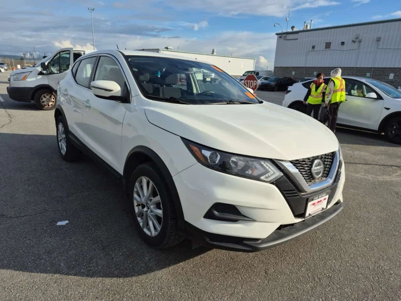 Nissan Qashqai S | CARFAX | БЕЗ ПЪРВОНАЧАЛНА ВНОСКА| 2 Keys, снимка 2 - Автомобили и джипове - 53539865