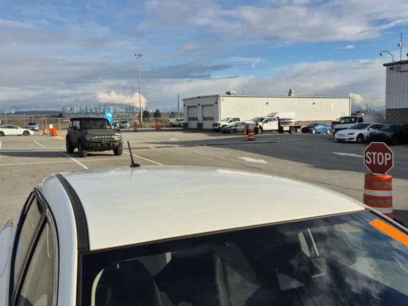 Nissan Qashqai S | CARFAX | БЕЗ ПЪРВОНАЧАЛНА ВНОСКА| 2 Keys, снимка 16 - Автомобили и джипове - 53539865