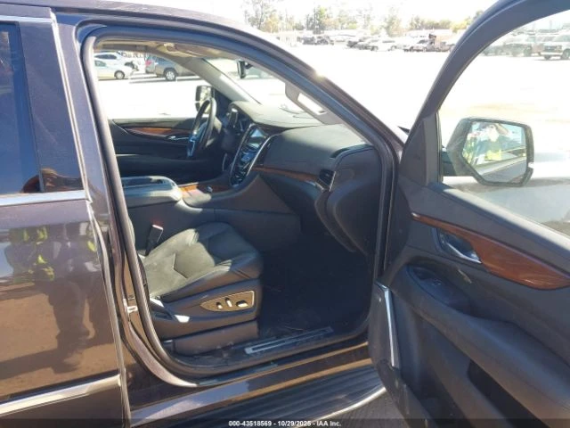 Cadillac Escalade LUXURY COLLECTION - изображение 7