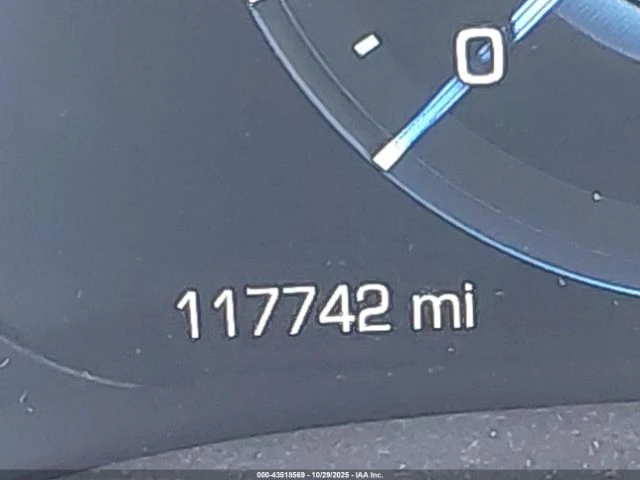 Cadillac Escalade LUXURY COLLECTION, снимка 16 - Автомобили и джипове - 52632353