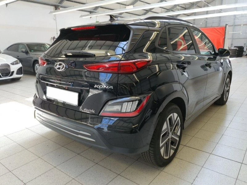 Hyundai Kona 64kw* Камера* 100%SOH* ТЕРМОПОМПА, снимка 3 - Автомобили и джипове - 55737122