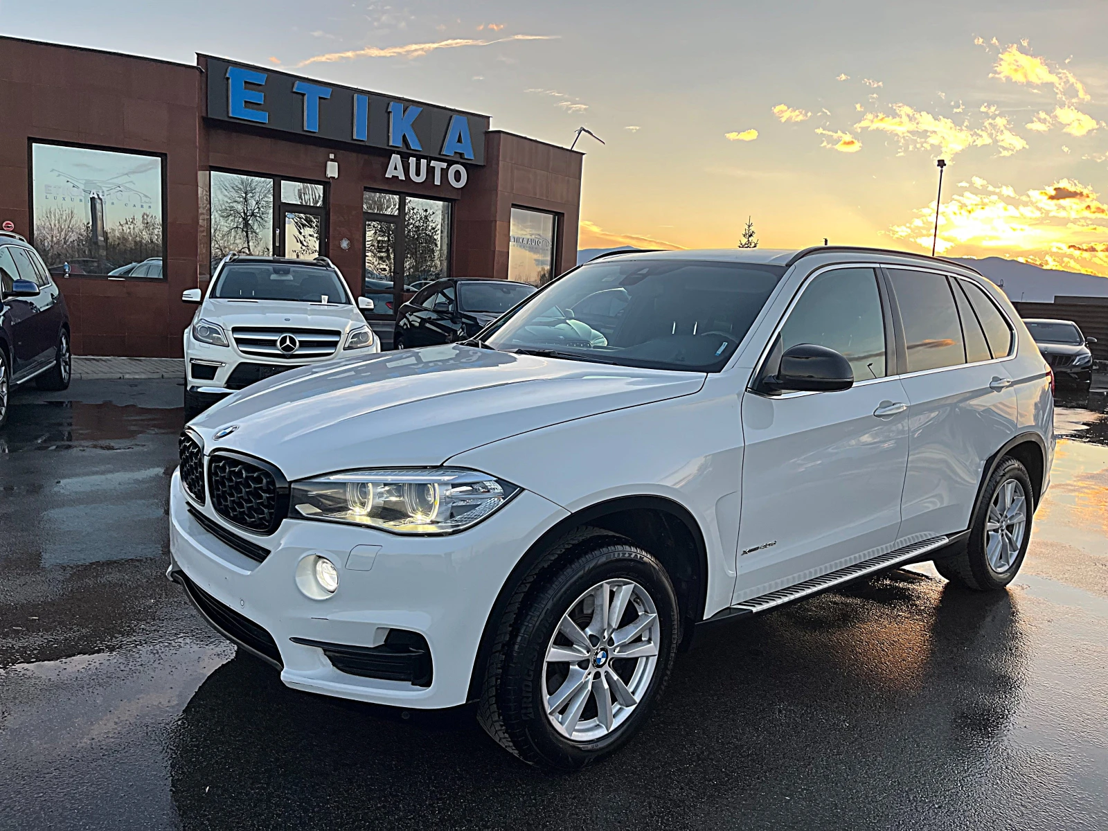 BMW X5 4.0D-7MESTA-LED-BIXENON-ПОДГРЯВАНЕ-KAMERA-8SKOROST - изображение 3