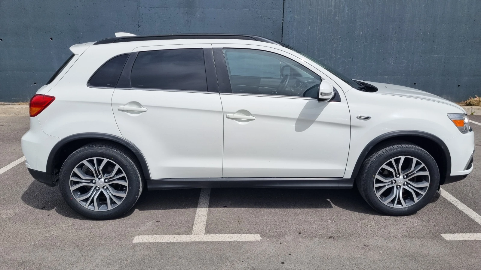 Mitsubishi ASX 1.6 I  Панорама, Keyless , Камера задно виждане  - изображение 3