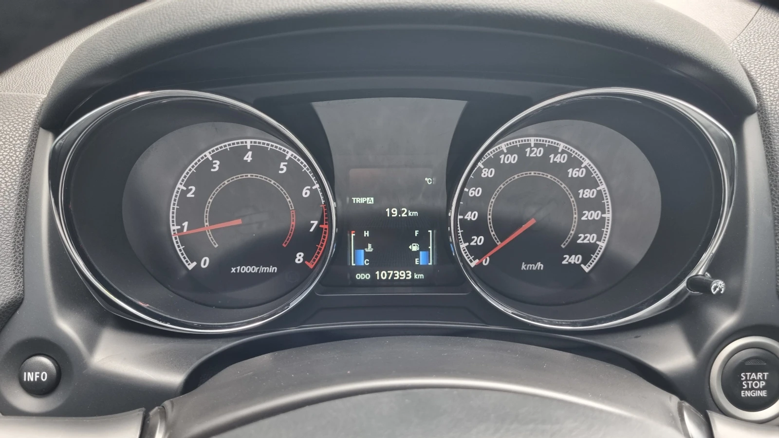 Mitsubishi ASX 1.6 I  Панорама, Keyless , Камера задно виждане  - изображение 9