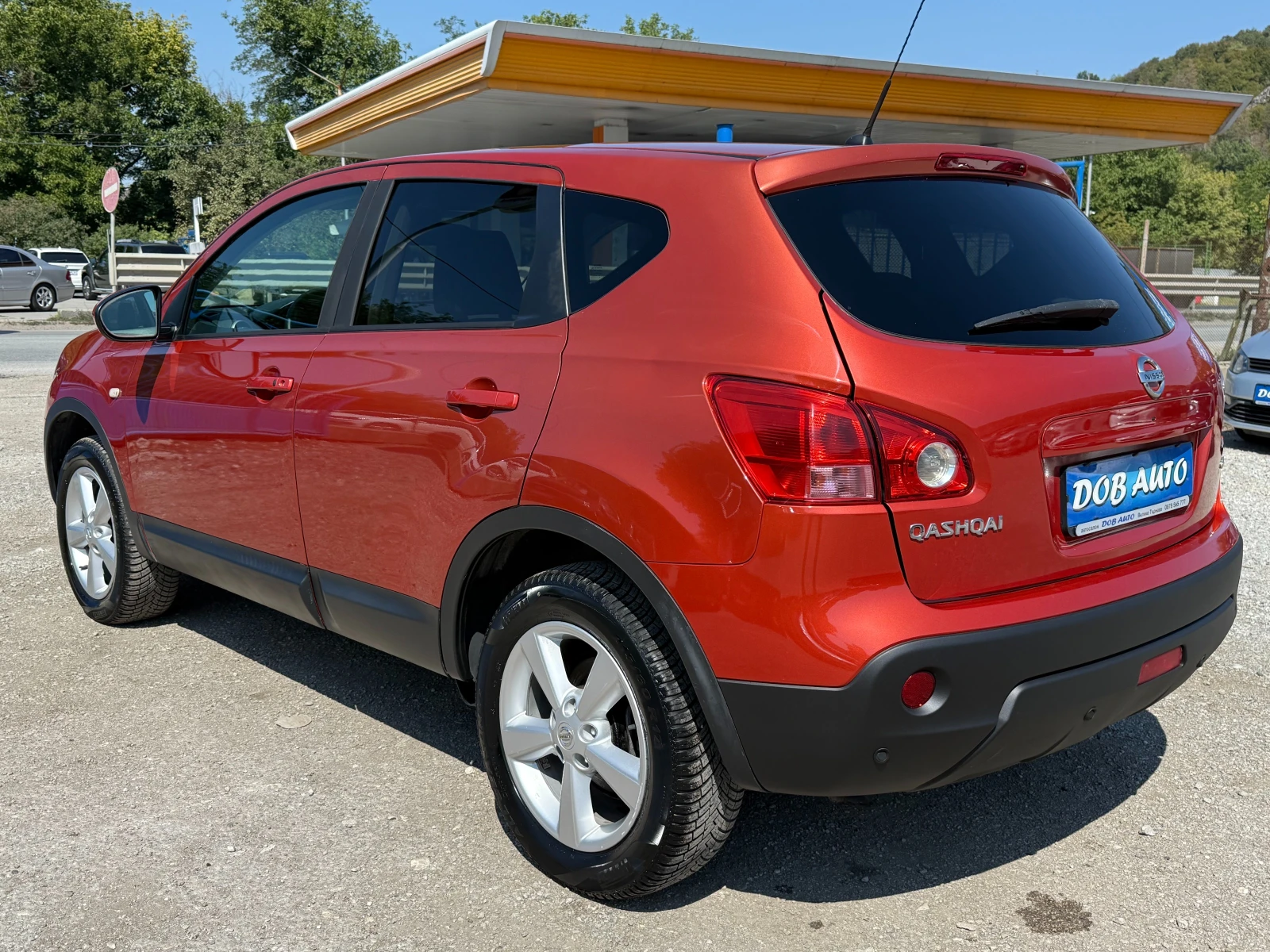 Nissan Qashqai 2.0DCI-4X4-ТЕКНА-ПОДГРЕВ-НАВИ-ПАНОРАМА-КЛИМАТРОНИК - изображение 4