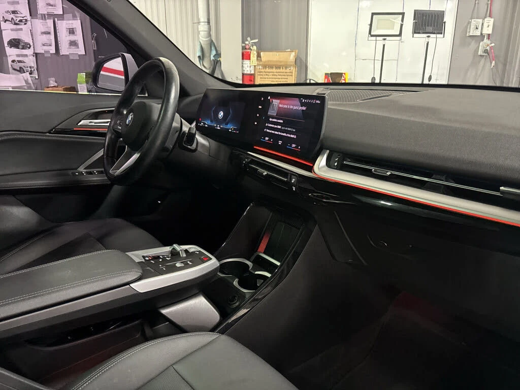 BMW X1 xDrive28 2.0L - изображение 6