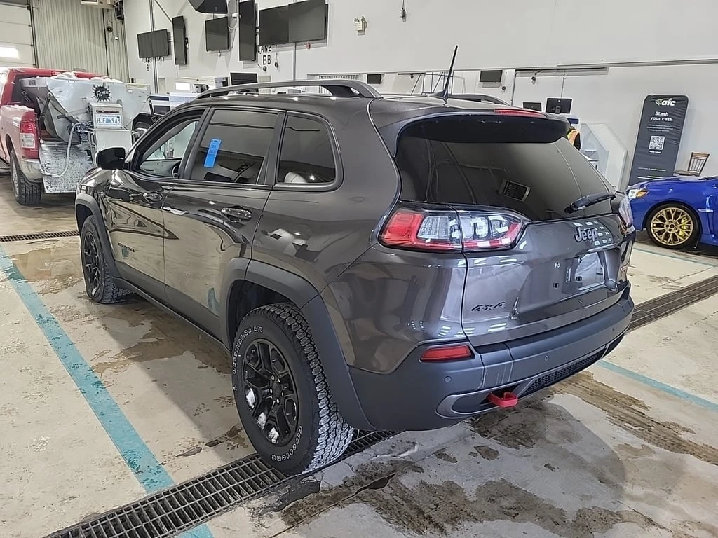 Jeep Cherokee * TRAILHAWK * ПАНОРАМА* * ПОДГРЕВ*  - изображение 4