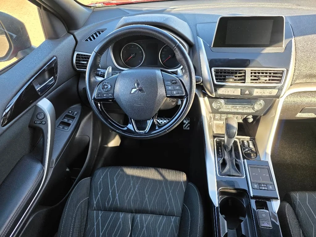 Mitsubishi Eclipse Cross Connect 1.5 T-MIVEC/2WD/CVT/360CAM, снимка 11 - Автомобили и джипове - 54522296