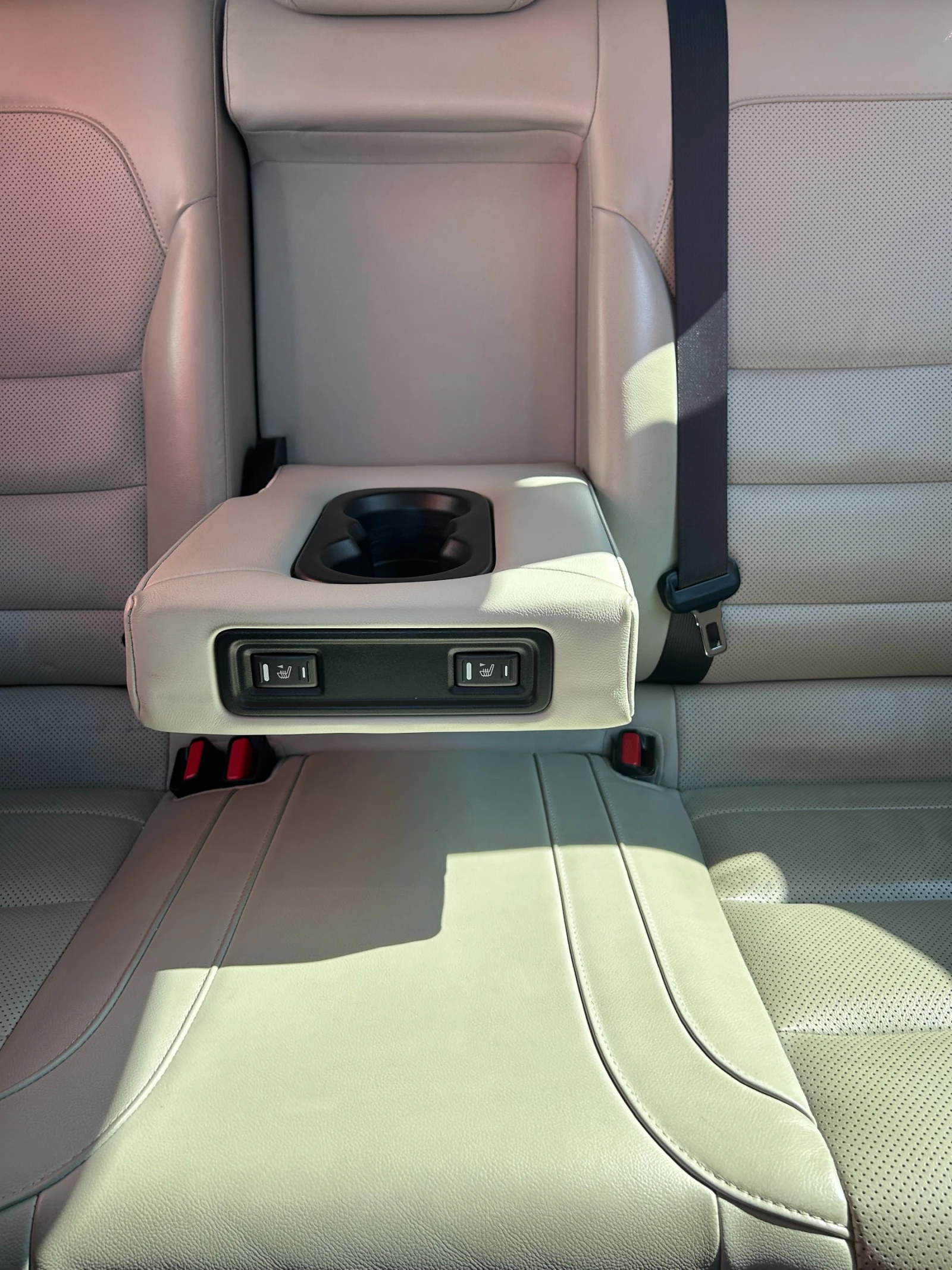 Renault Koleos, снимка 10 - Автомобили и джипове - 54721203