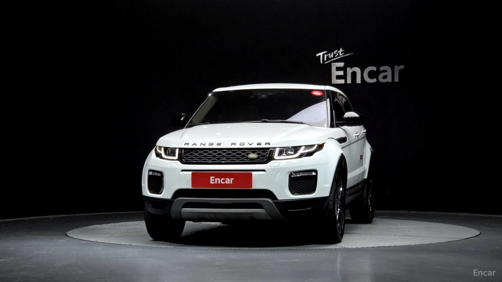 Land Rover Range Rover Evoque КОЖА* НАВИ* ПАНО, снимка 3 - Автомобили и джипове - 55422202