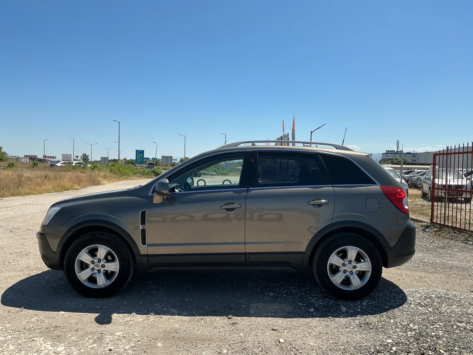 Opel Antara LPG. 4X4.    2.4/140кс., снимка 5 - Автомобили и джипове - 55691011