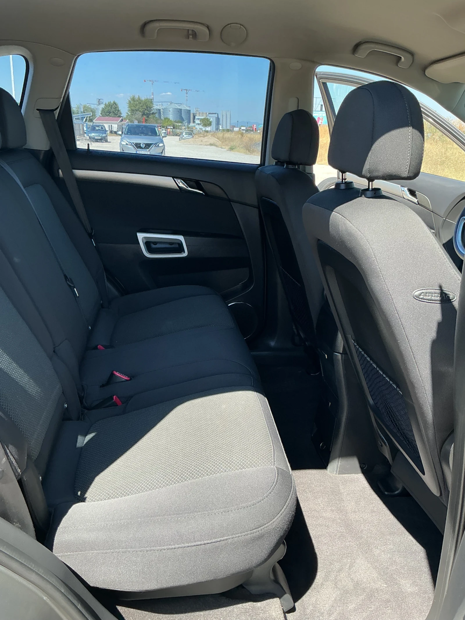 Opel Antara LPG. 4X4.    2.4/140кс., снимка 14 - Автомобили и джипове - 55691011