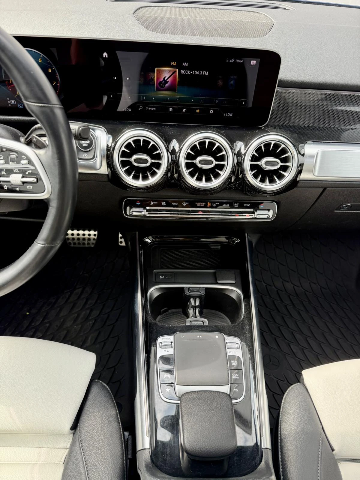 Mercedes-Benz GLB 250 4M AMG Night Package, снимка 15 - Автомобили и джипове - 55900596