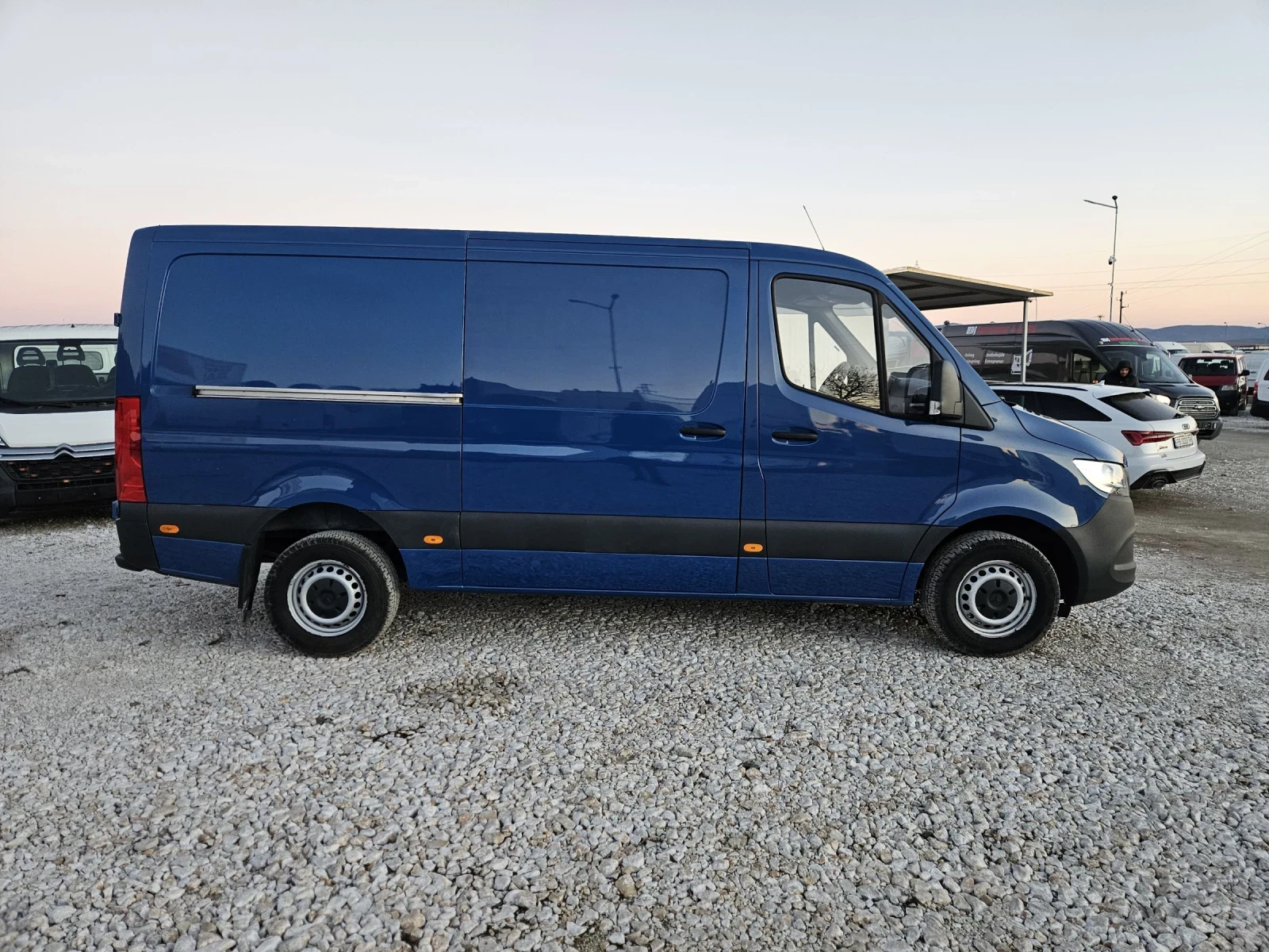 Mercedes-Benz Sprinter 316 316, Клима , Нави , Две странични врати - изображение 6