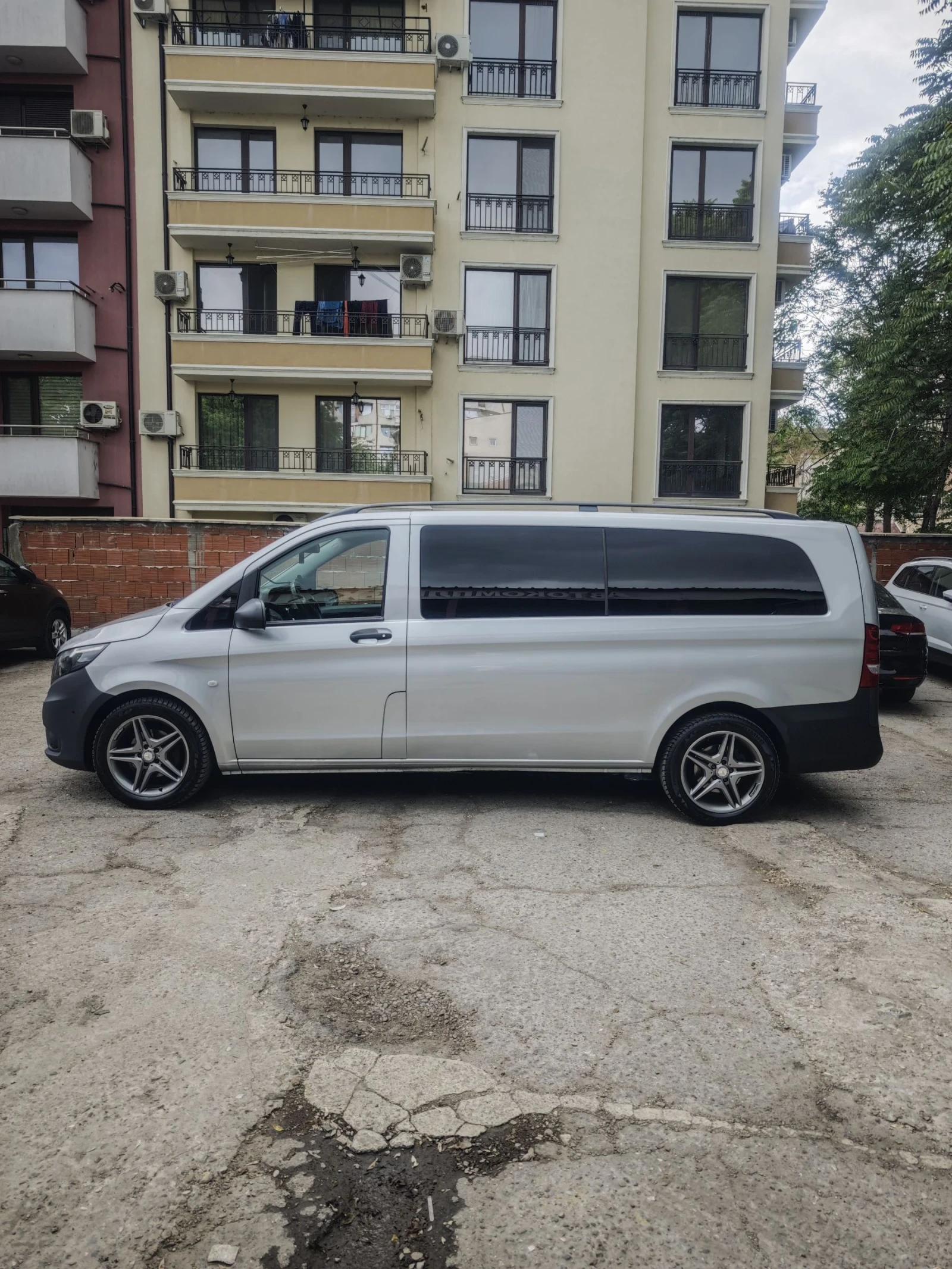 Mercedes-Benz Vito 190кс, АВТОМАТ, НАВИ, 9-МЕСТА, AMG - изображение 2