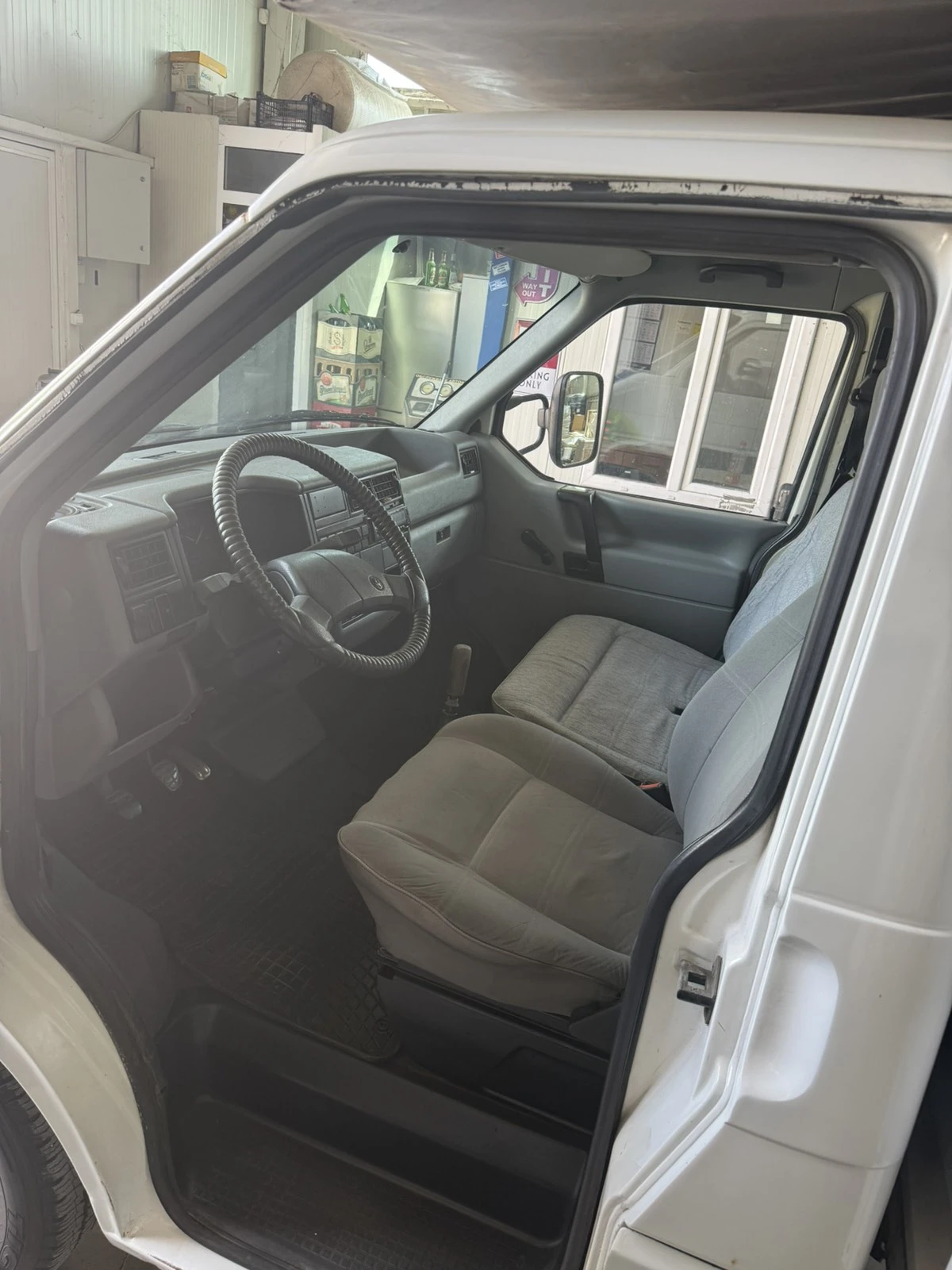 VW T4 1.9 D, снимка 8 - Бусове и автобуси - 54621776