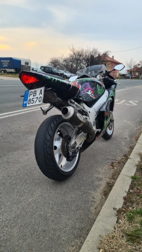 Suzuki Gsxr 750 35kw a2, снимка 1