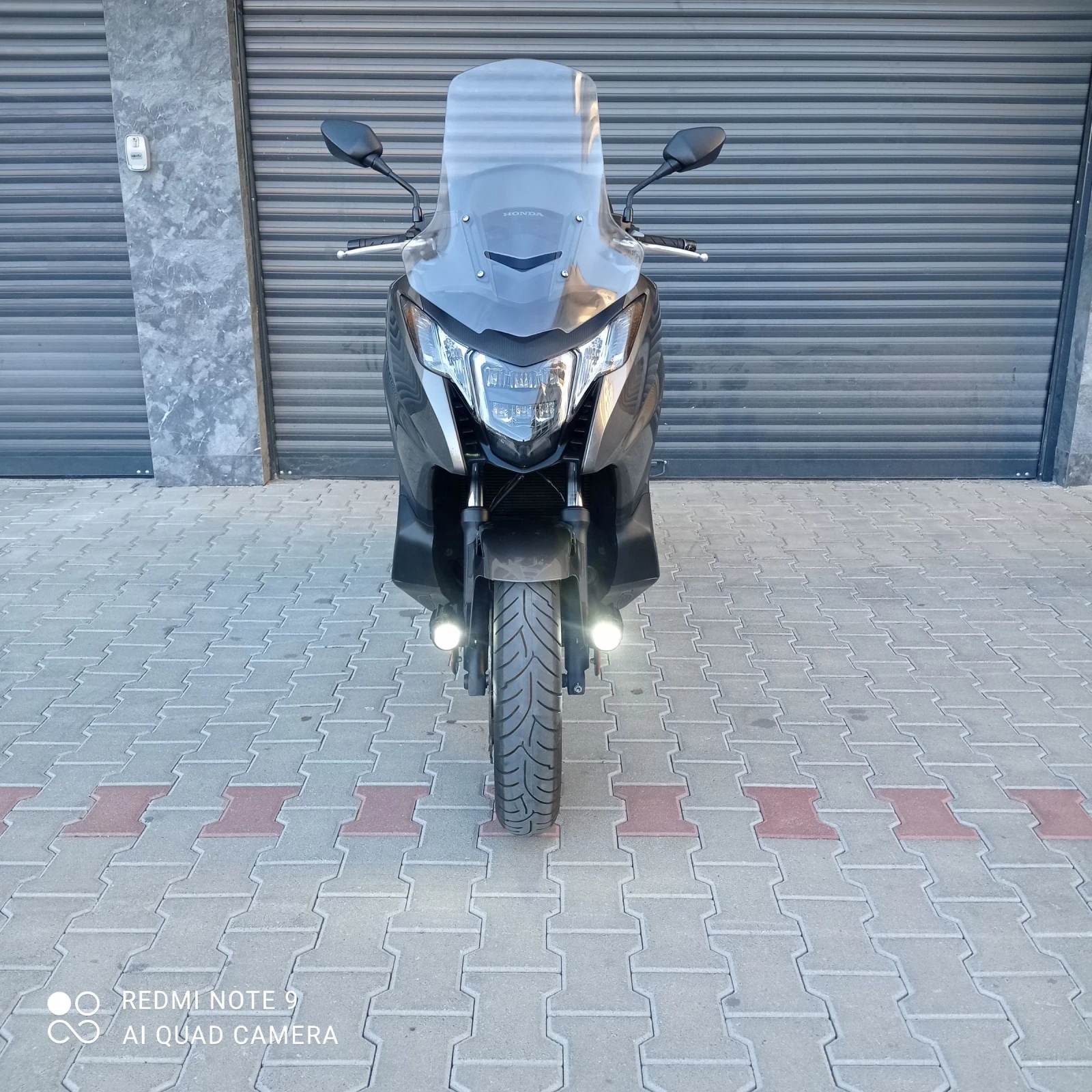 Honda Integra 750 - изображение 7