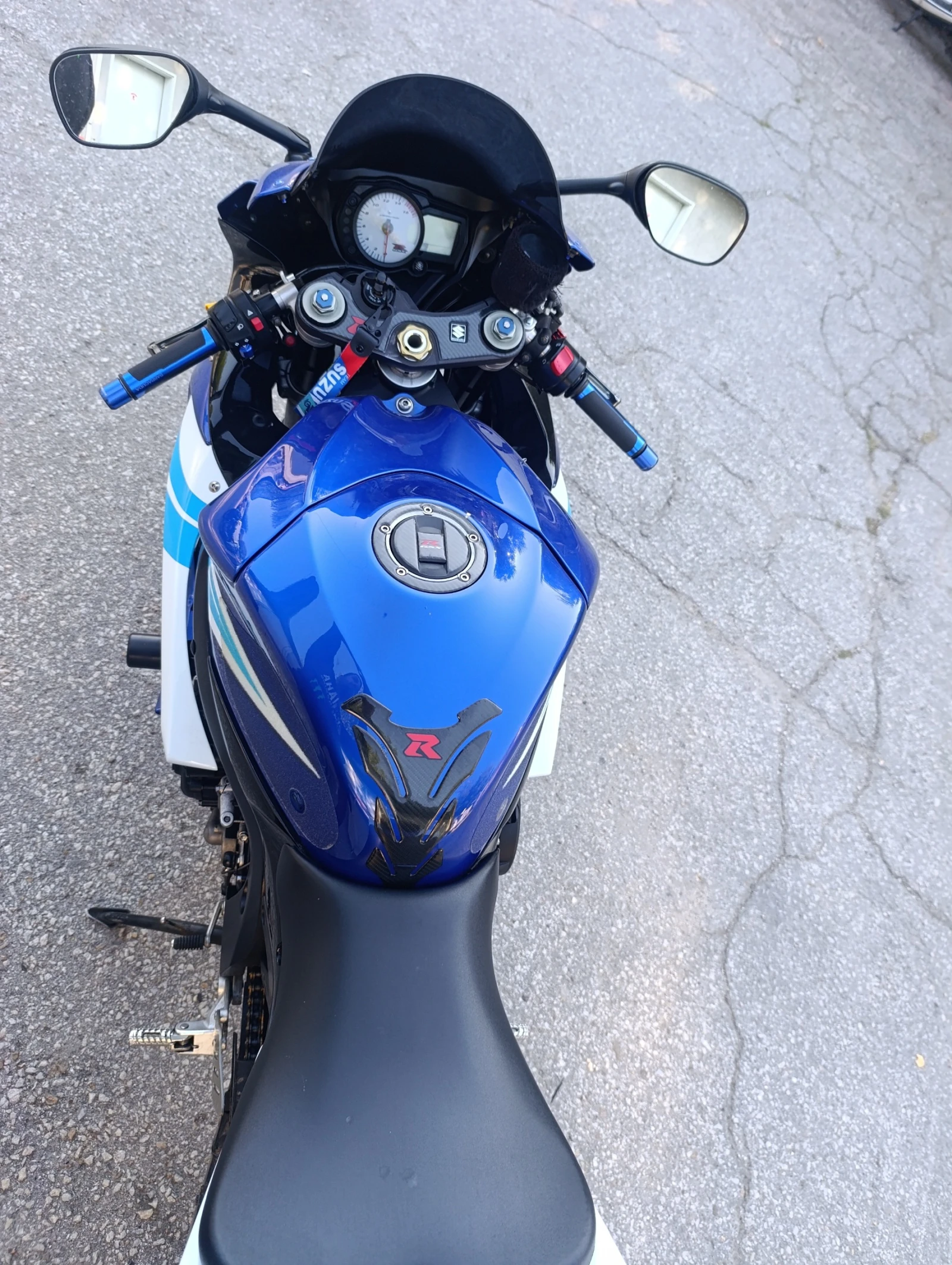 Suzuki Gsxr К7 750 - изображение 6