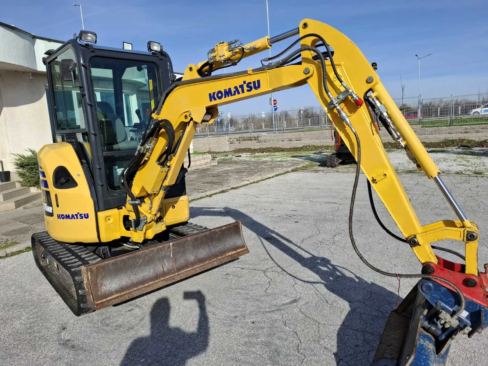 ����� Komatsu PC26 MR-5 , 3 ���� | Mobile.bg � ����������� 11