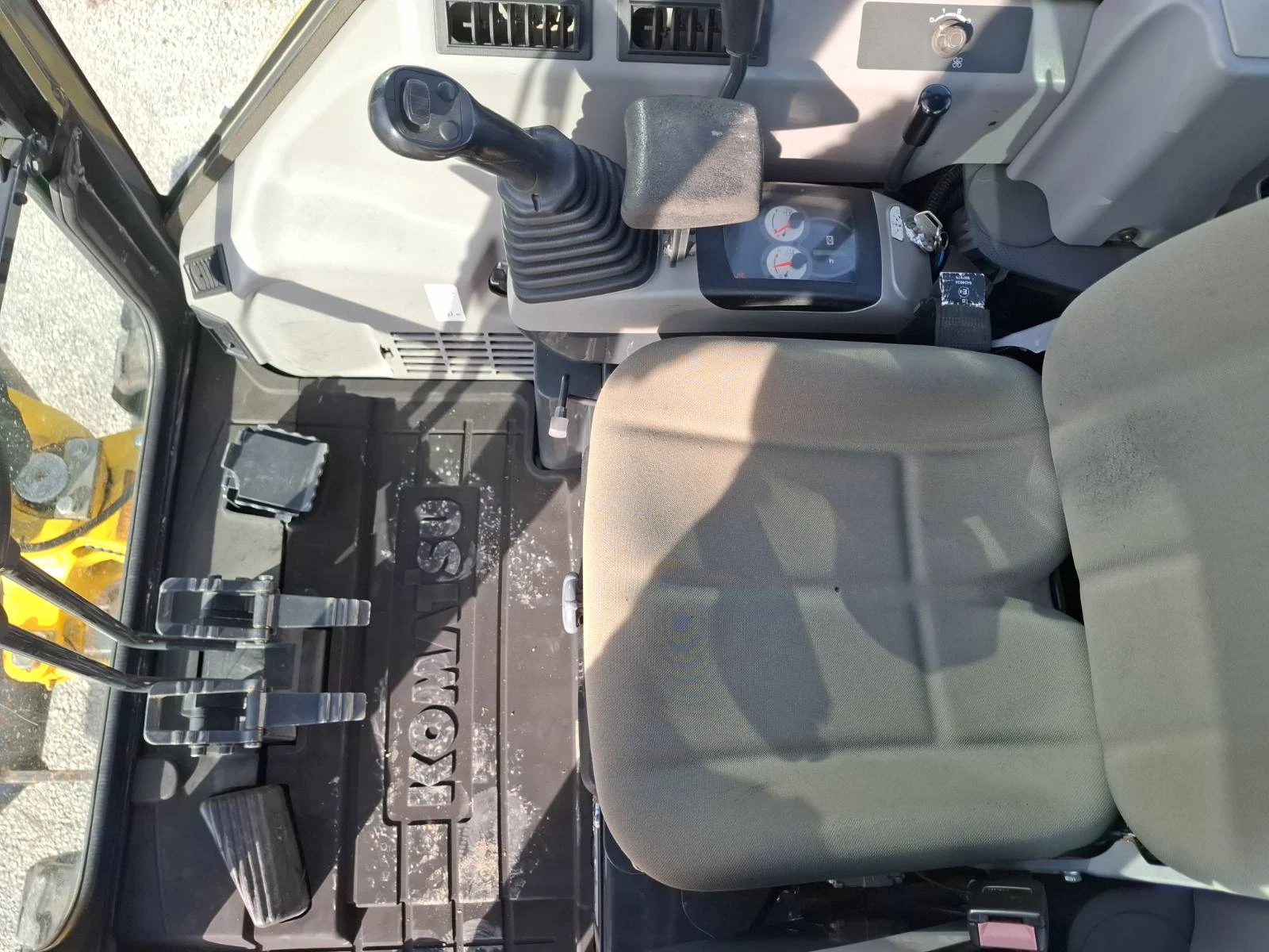 ����� Komatsu PC26 MR-5 , 3 ���� | Mobile.bg � ����������� 16