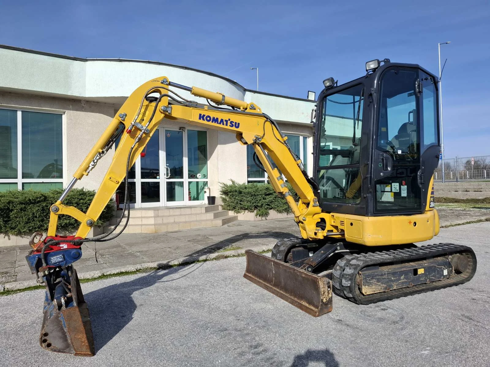 ����� Komatsu PC26 MR-5 , 3 ���� | Mobile.bg � ����������� 2