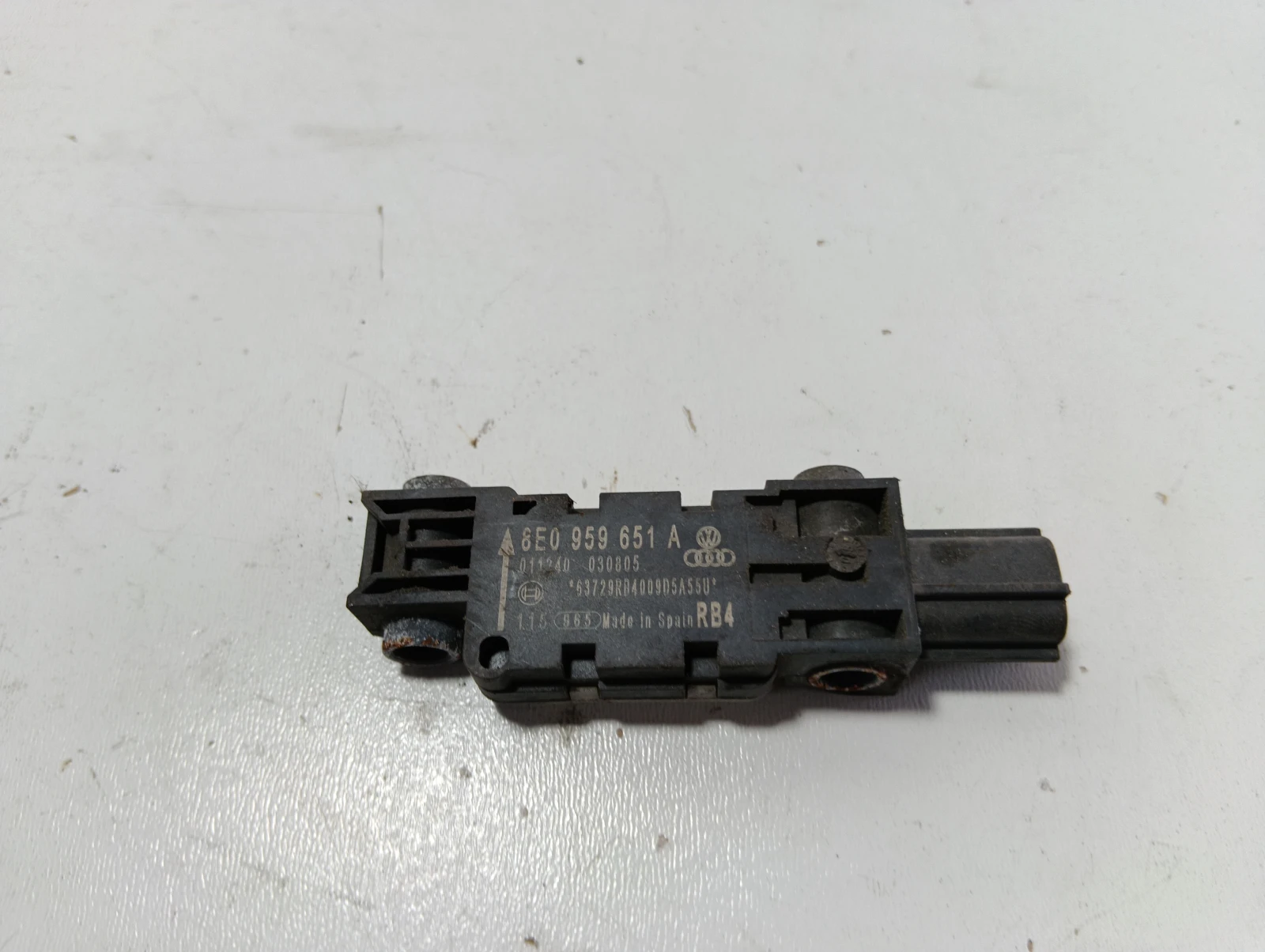 датчик 8E0959651A Audi A3