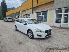 Обява за продажба на Volvo V60 2.0D D3 ITALY TOP ~12 300 лв. - изображение 2