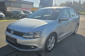 VW Jetta 1.6 tdi, като нова, сервизна книжка  - 10900 лв. / 5573.08 € - 35983818 2
