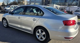 VW Jetta 1.6 tdi, като нова, сервизна книжка  - 10900 лв. / 5573.08 € - 35983818 7
