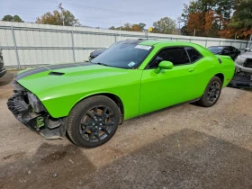 Dodge Challenger 3.6L 6 All wheel drive