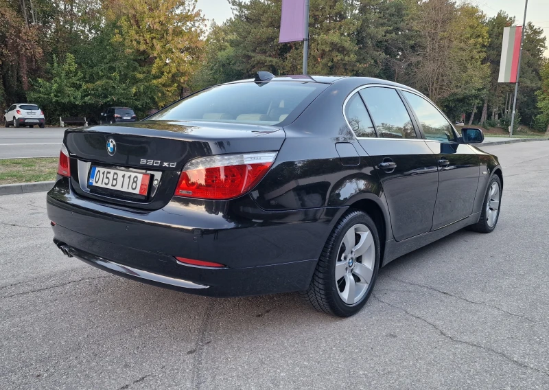 BMW 530 530xdrive* Face Lift* Автомат* ТОП, снимка 5 - Автомобили и джипове - 47539008