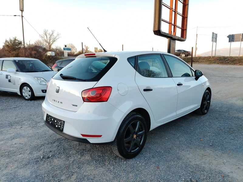 Seat Ibiza 1.2 BENZIN, снимка 4 - Автомобили и джипове - 47882553