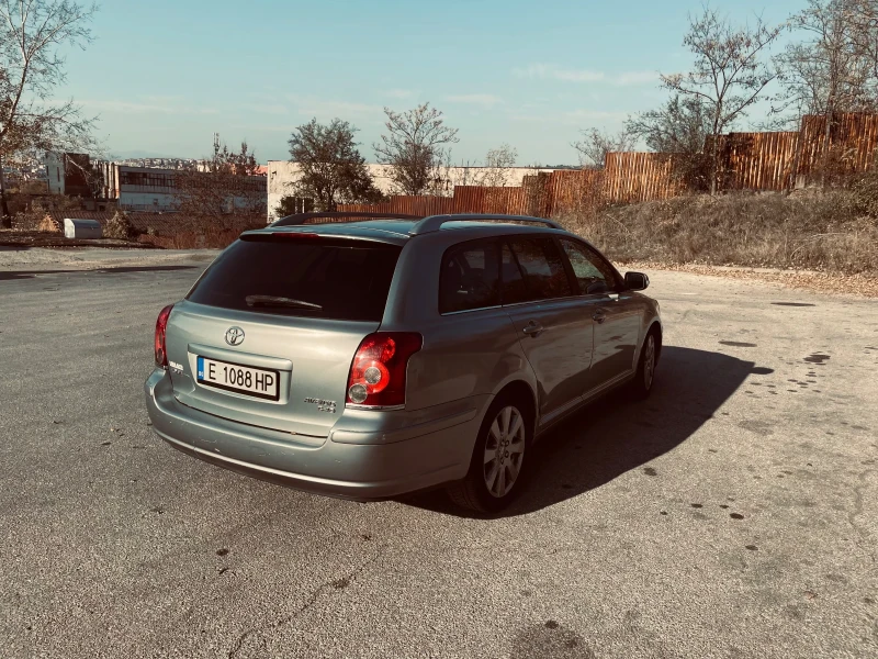 Toyota Avensis 2.0 D4D , снимка 5 - Автомобили и джипове - 47914216