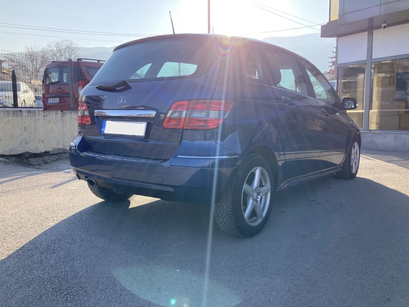 Mercedes-Benz B 180, снимка 5 - Автомобили и джипове - 49282331